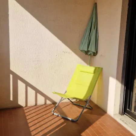 Joli Deux Pieces Loggia Apartment